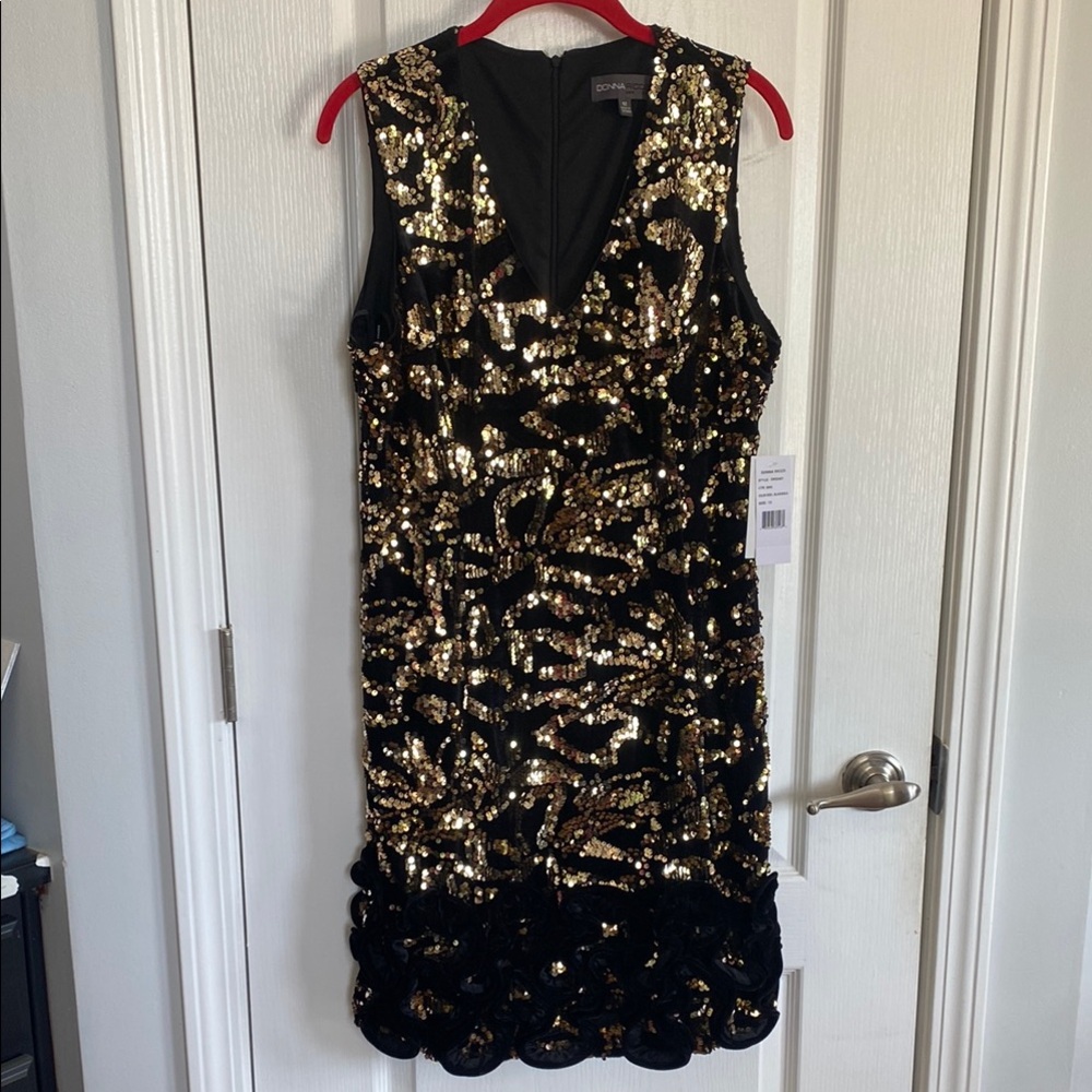 Elegant Black and Gold Sequin cocktail dress